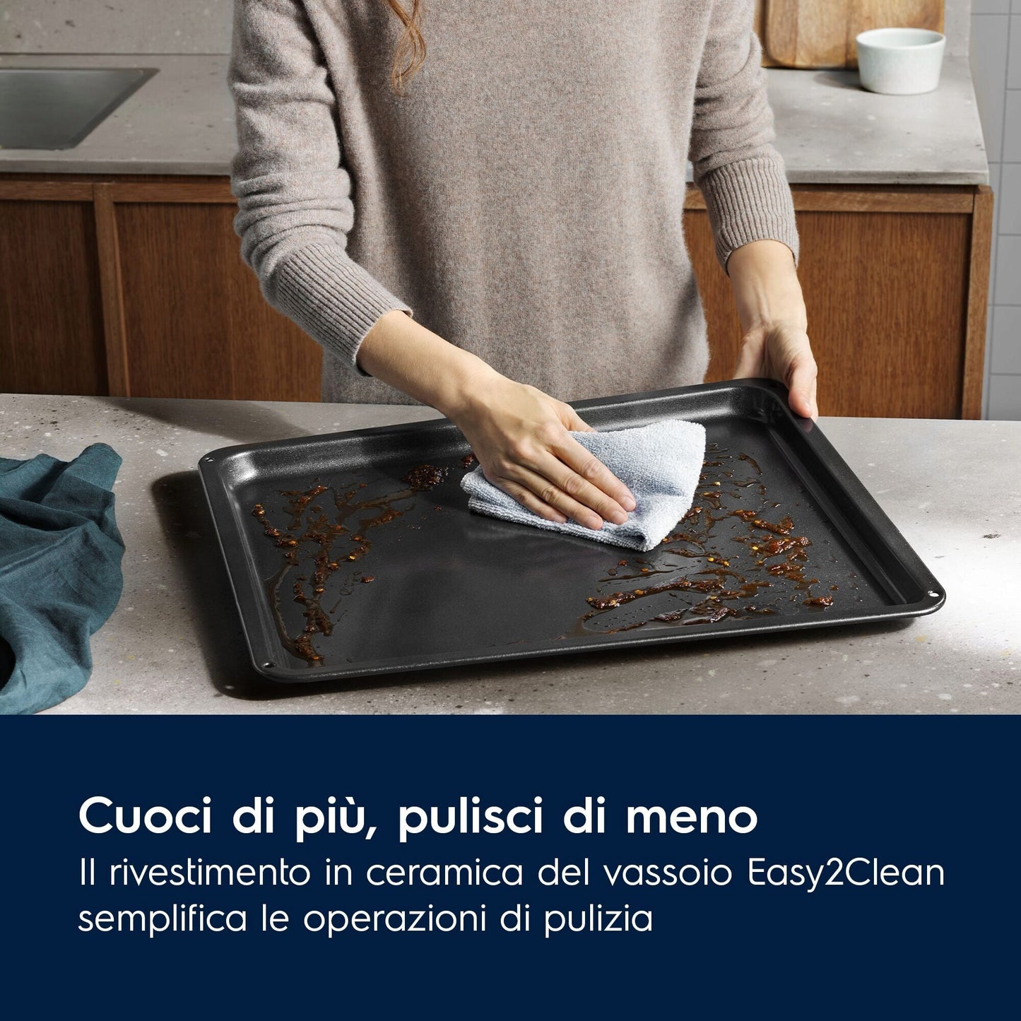 Electrolux BI   E9OOAF11   | TEGLIA easy to clean (per cuocere senza olio o carta fa forno)