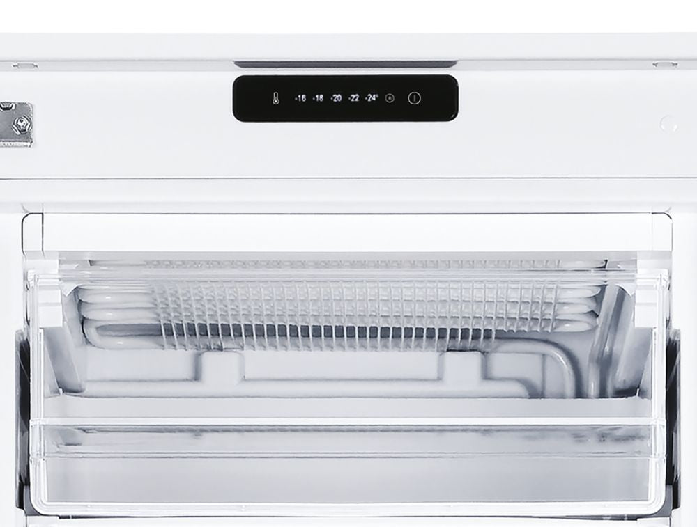 CANDY BI CUS518EW|37900590|Congelatore monoporta 177 cm apertura a sinistra; classe energetica E, 20