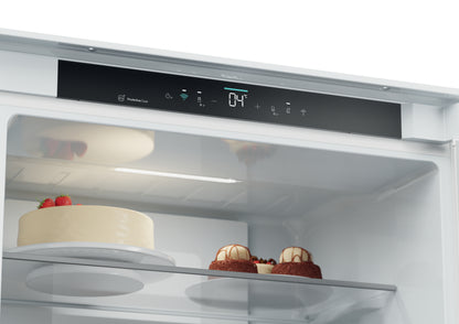 CANDY BI CNBQT3719EW|34901736|combinato 193x70cm Total No Frost;Classe Energetica;E;Sistema di contr