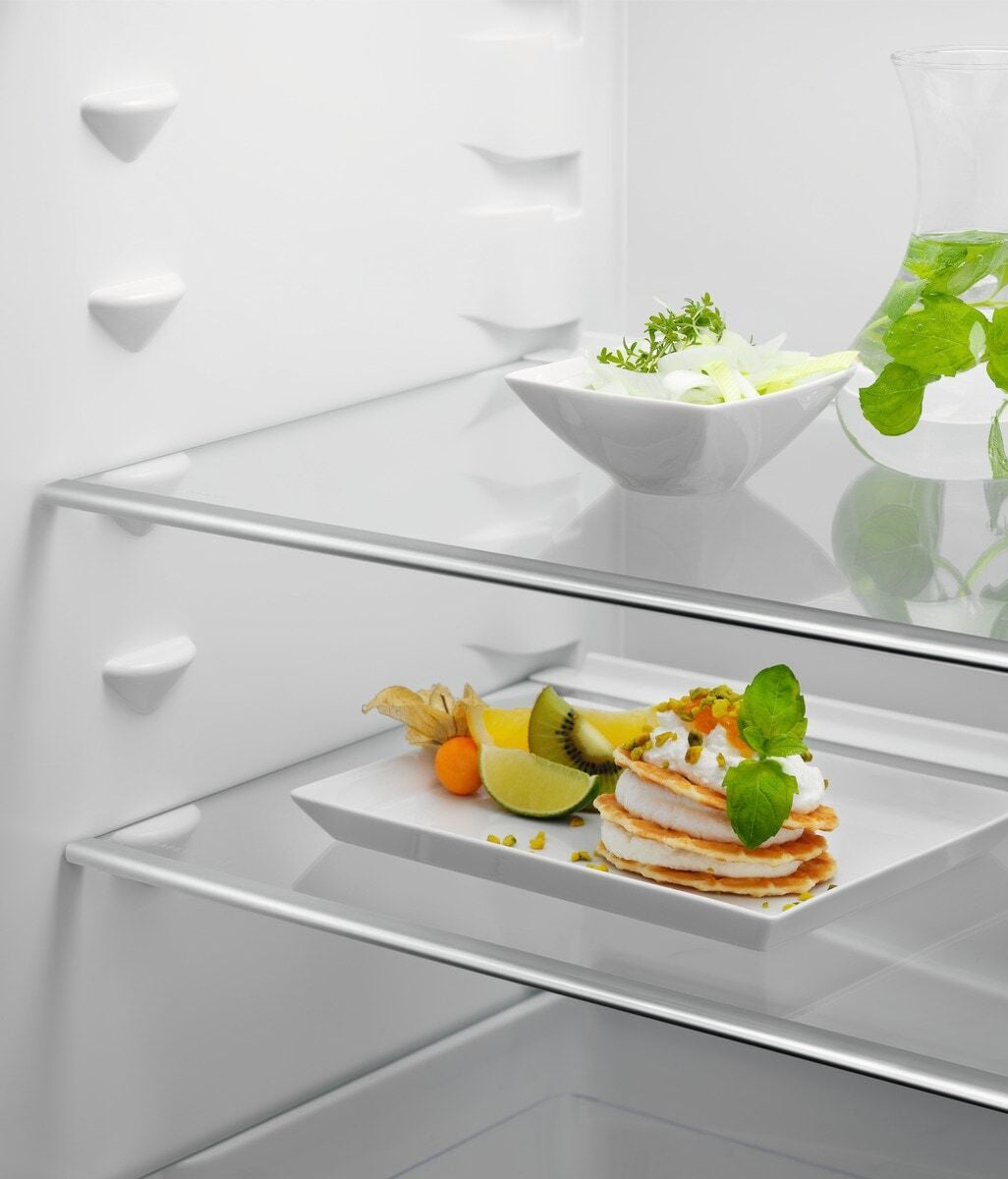 Electrolux BI   KRB3AE12S   | Armadio frigorifero con prestazione cooler - 1225 mm - Capacita' 208 l