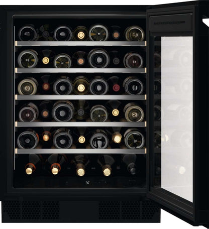 Electrolux BI   EWUS040B8B   | Cantina vino SingleZone - H818, W 595; Capacita' totale 40 bottiglie