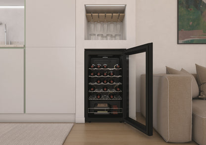 CANDY FS CWC033M | 34005572 | 850x475x456 | 48x85cm, Classe G, finitura Glass Black, Ripiani Acciaio