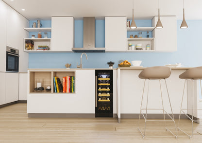 CANDY BI CCVB30/1|34901207|Cantinetta; Classe energetica: F; Capacita': 19 bottiglie; Volume netto 5