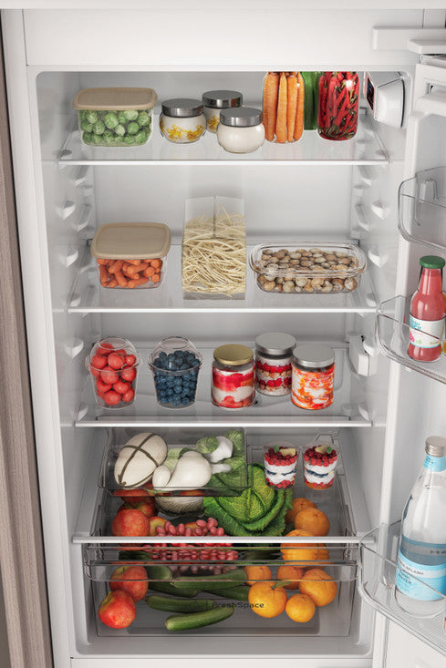 INDESIT INCASSO INC18D021A1 | FRIGORIFERI INCASSO | FRIGORIFERI COMBINATI INCASSO | FRIGO COMBI INC.