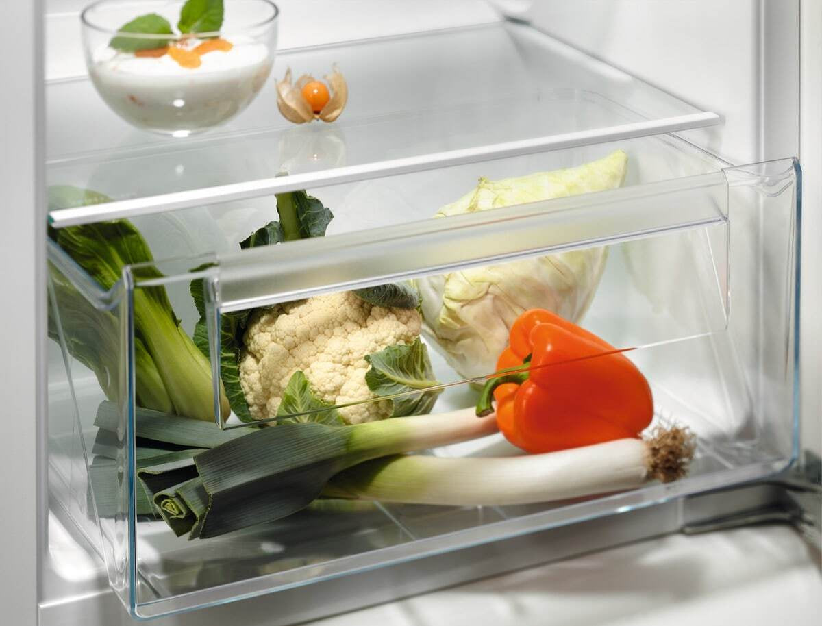 Electrolux BI   KRB3AE12S   | Armadio frigorifero con prestazione cooler - 1225 mm - Capacita' 208 l